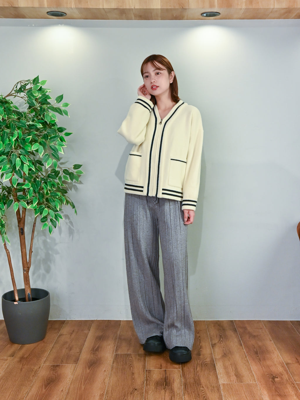 プリーツ見えニット・ワイドパンツ#25831006