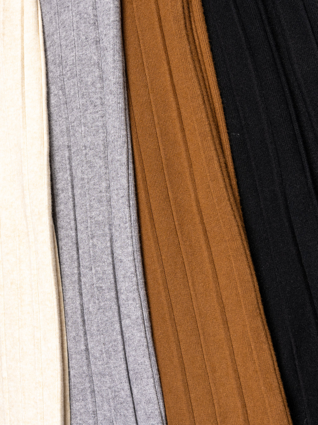 プリーツ見えニット・ワイドパンツ#25831006